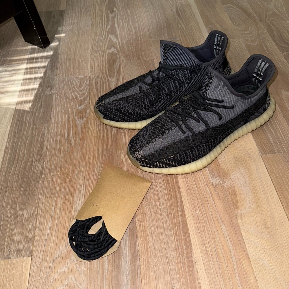 Yeezy Boost 350 V2 Carbon 12.5